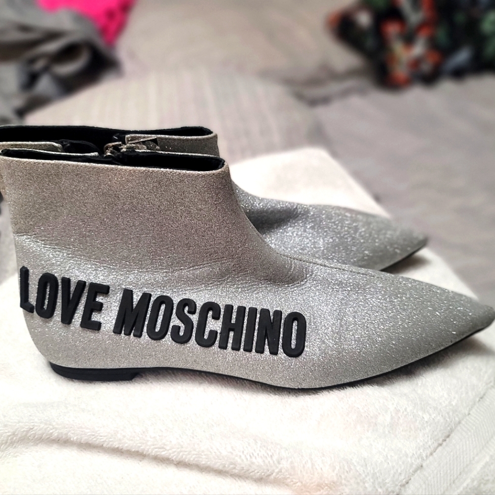Love moschino silver glitter metallic booties